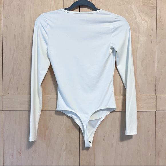 Abercrombie & Fitch Soft A&F Collection white long sleeve body suit size xs - Picture 4 of 8
